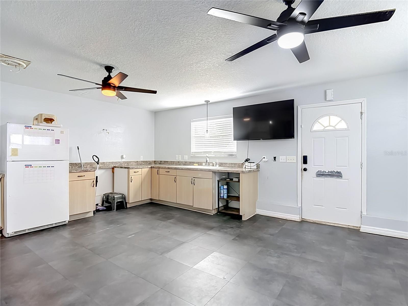 S1/2 NW1/4 SW1/4 NE1/4 12 26 21 - Residential