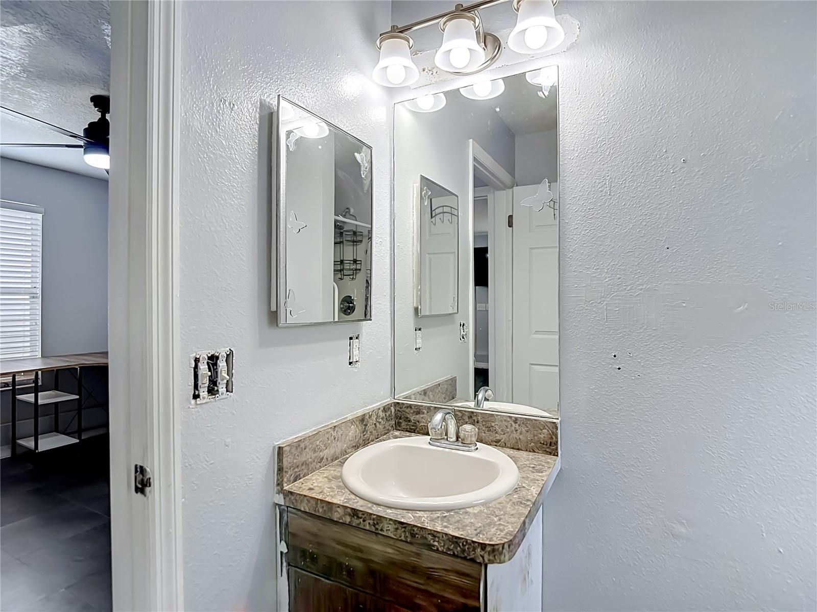 S1/2 NW1/4 SW1/4 NE1/4 12 26 21 - Residential