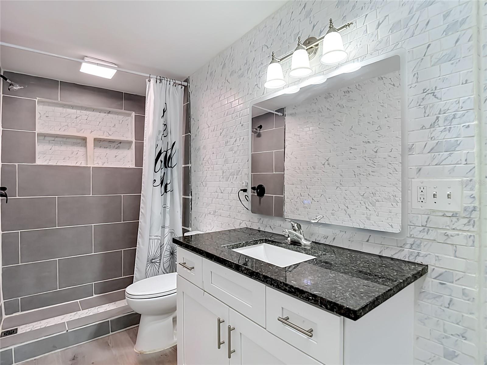 S1/2 NW1/4 SW1/4 NE1/4 12 26 21 - Residential