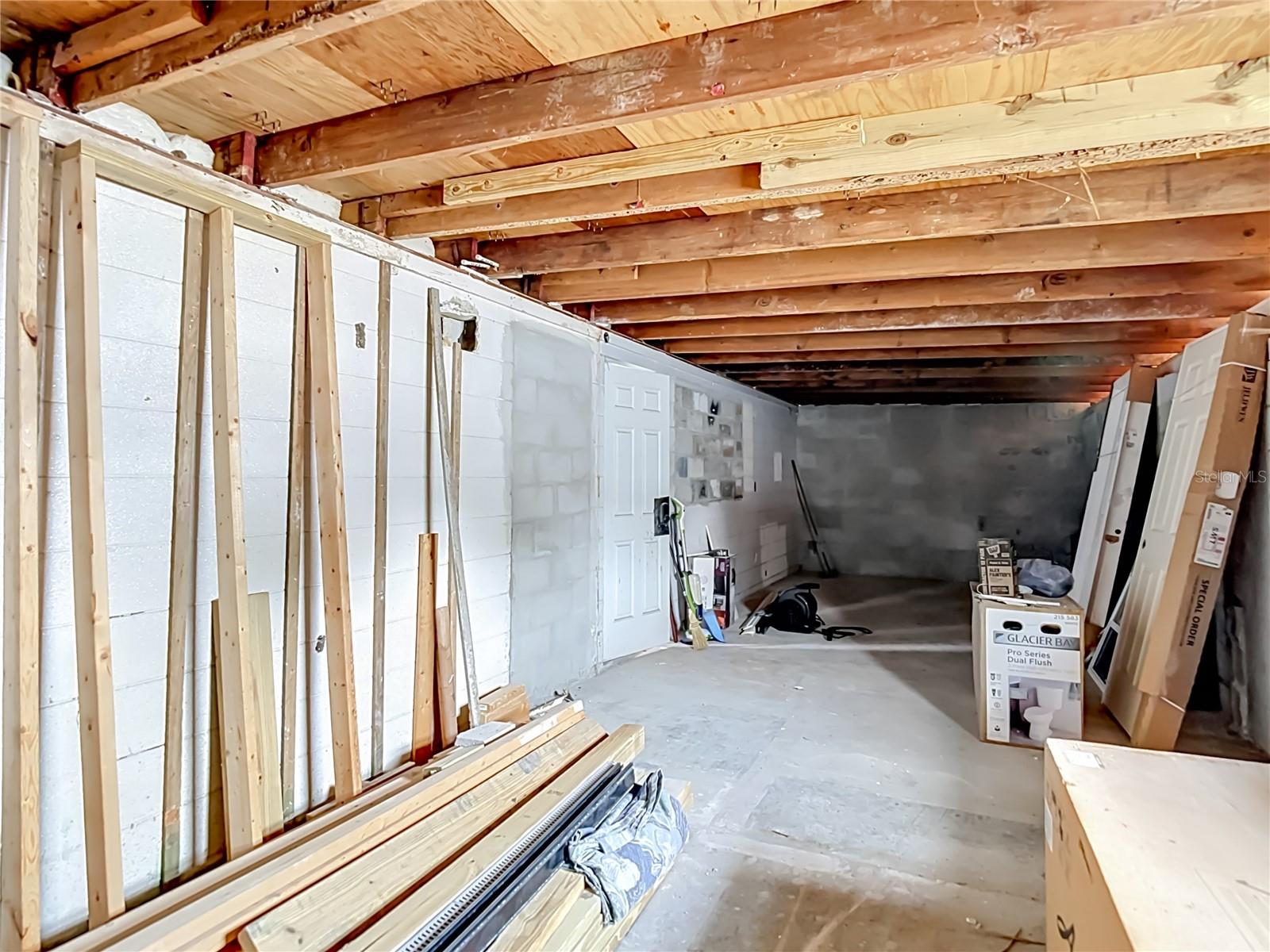 S1/2 NW1/4 SW1/4 NE1/4 12 26 21 - Residential