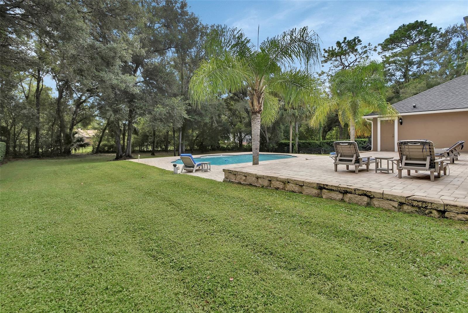 WESTMINSTER WOOD - Residential