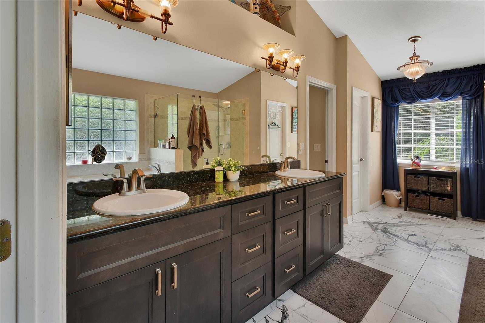 WESTMINSTER WOOD - Residential