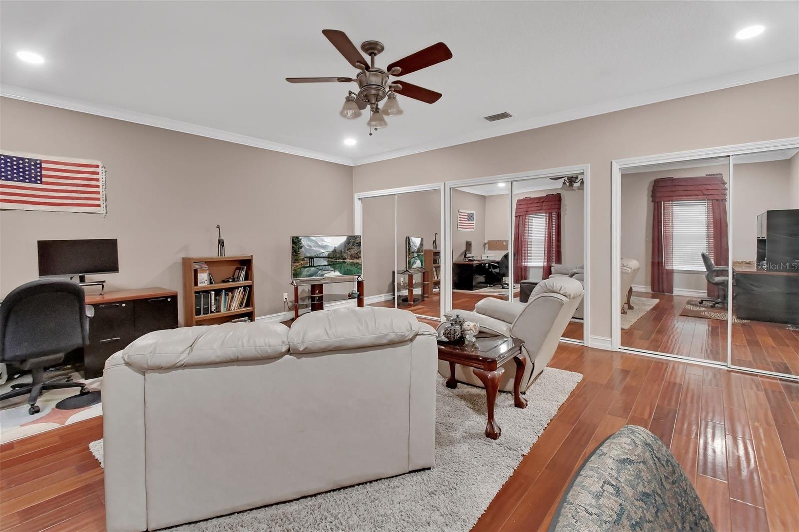 WESTMINSTER WOOD - Residential