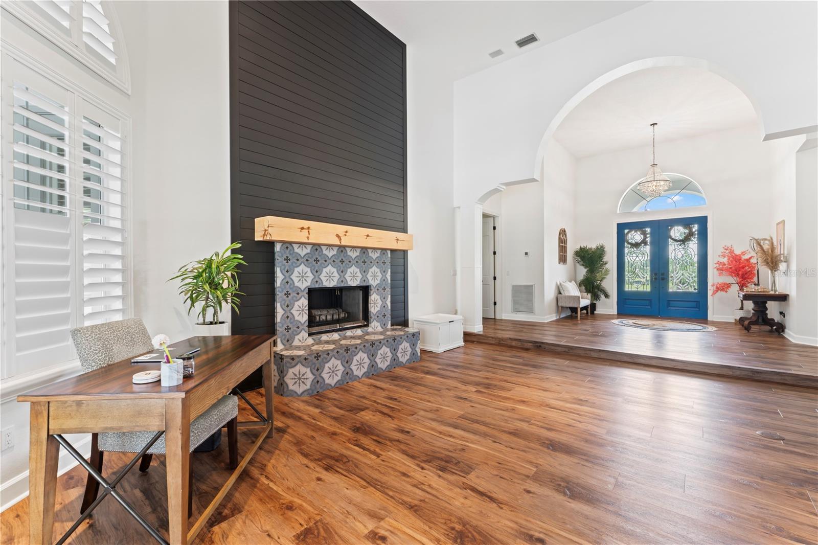 CHEVAL POLO & GOLF CL PHAS - Residential