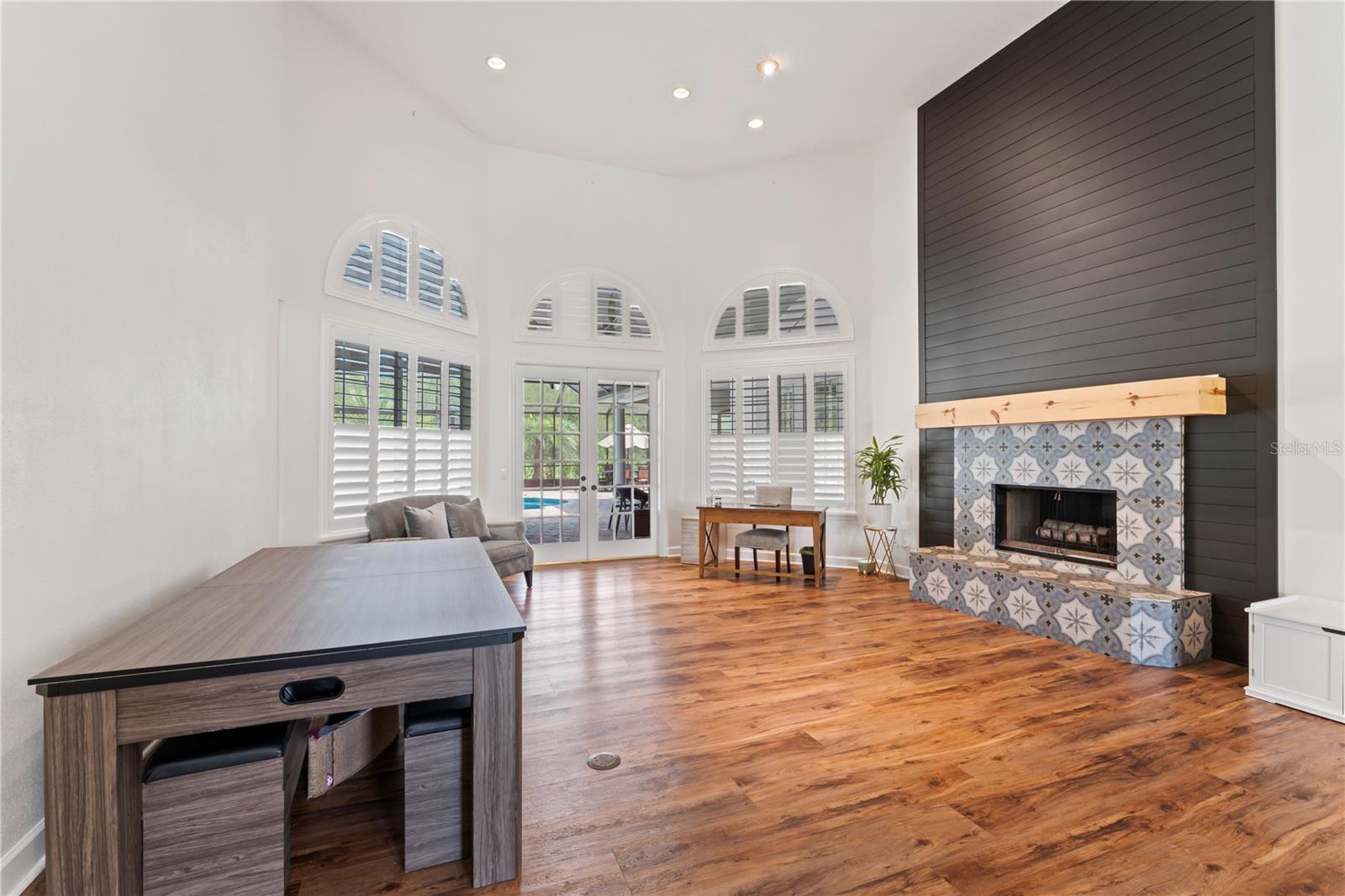 CHEVAL POLO & GOLF CL PHAS - Residential