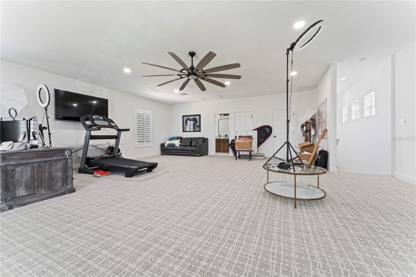 CHEVAL POLO & GOLF CL PHAS - Residential