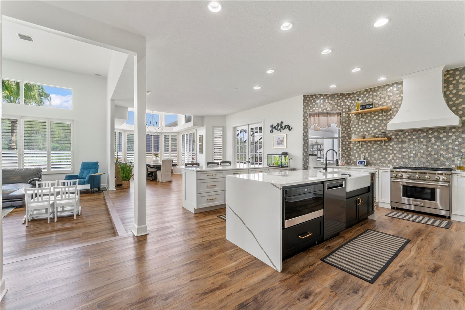 CHEVAL POLO & GOLF CL PHAS - Residential