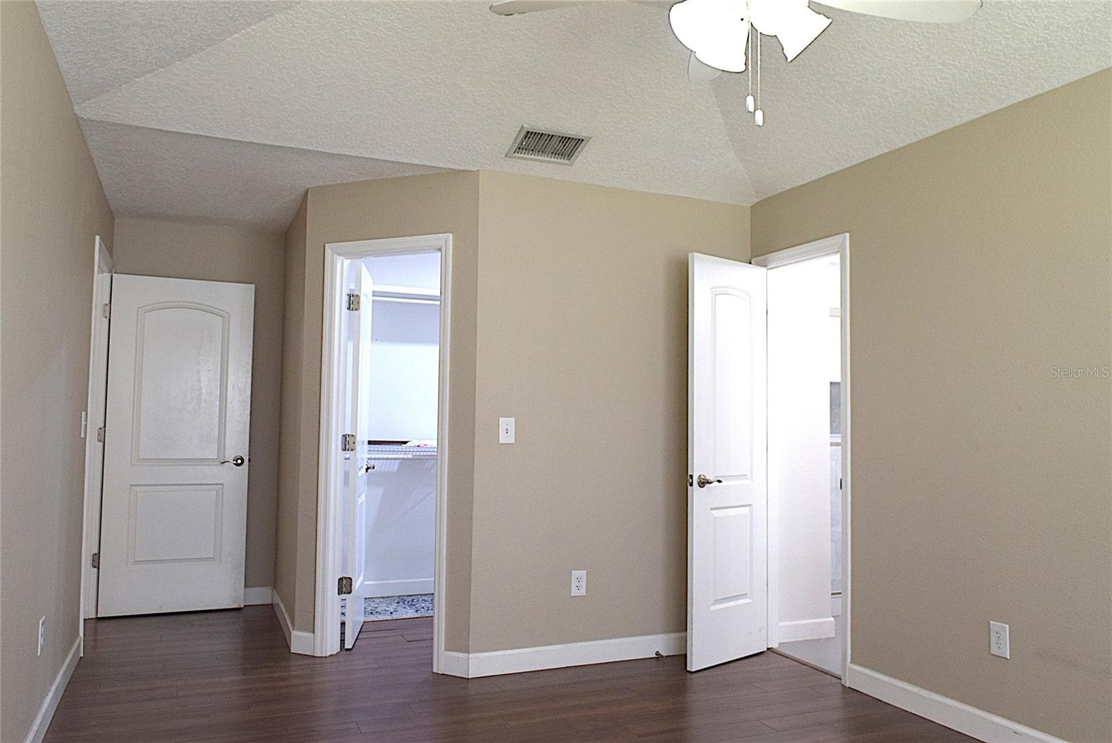 PEPPERMILL AT PROVIDENCE LAKES - Residential Lease