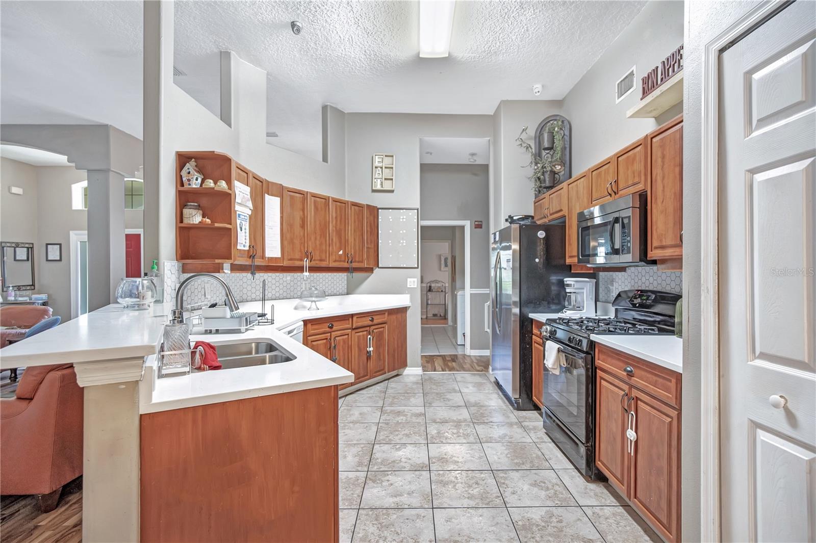 3739 SUNRISE OAKS DRIVE