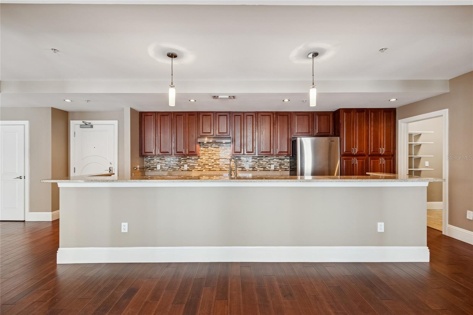 VENTANA A CONDO - Residential