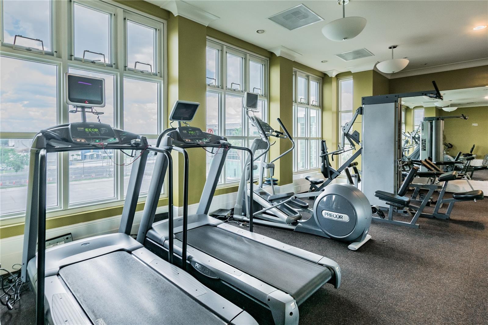 VENTANA A CONDO - Residential