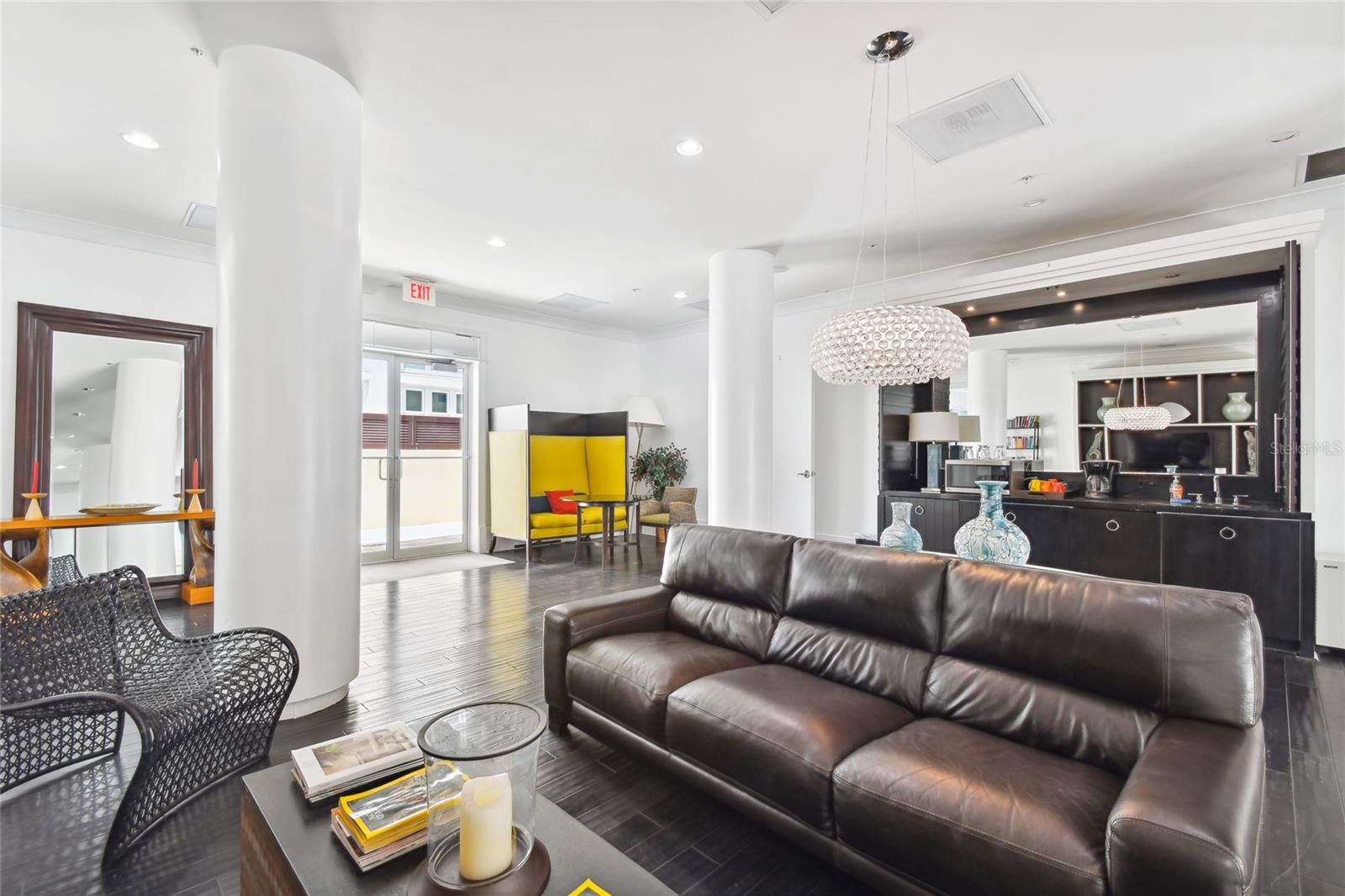 VENTANA A CONDO - Residential