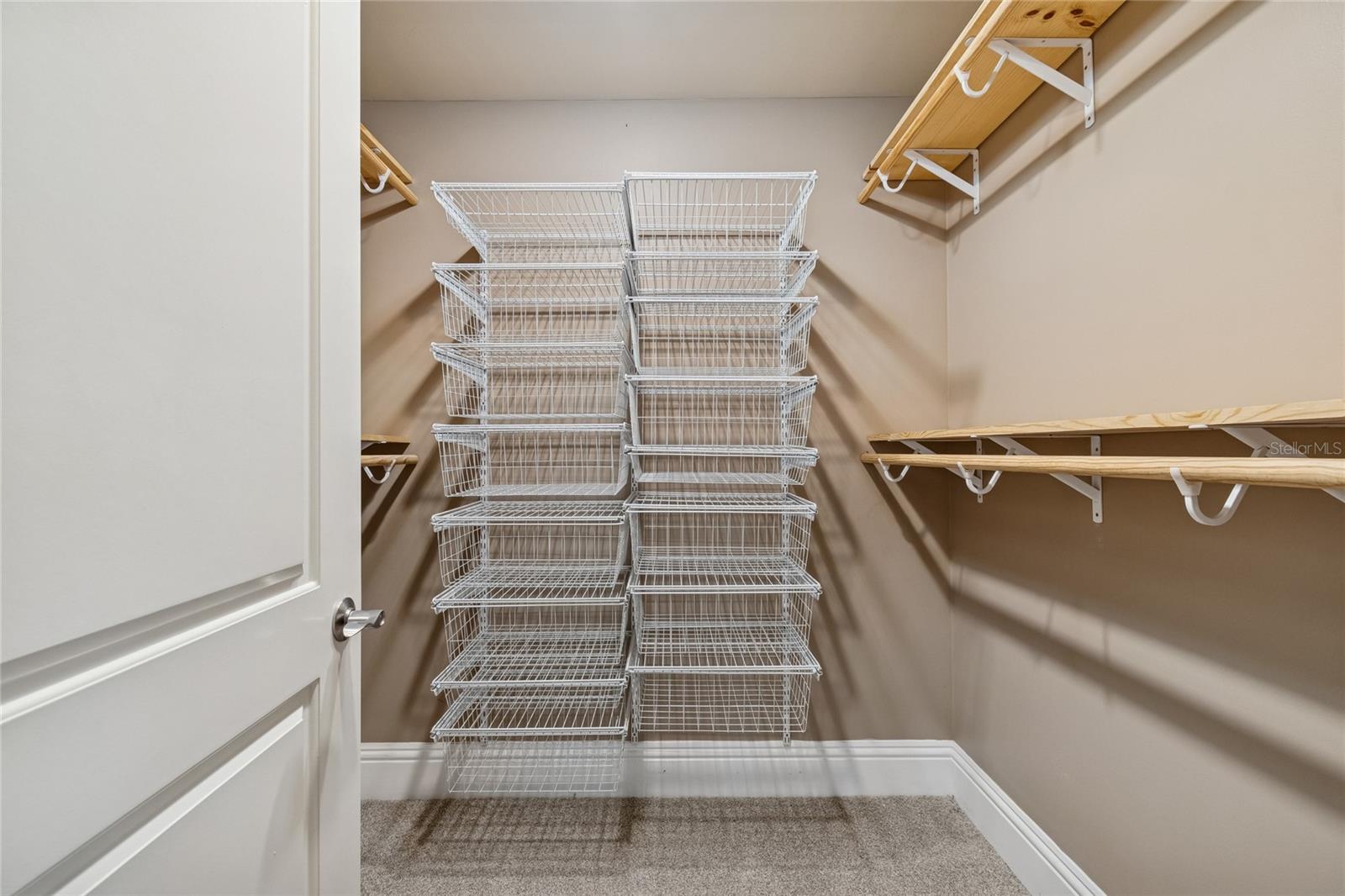 VENTANA A CONDO - Residential