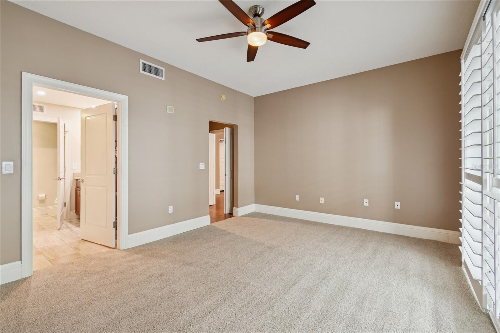 VENTANA A CONDO - Residential