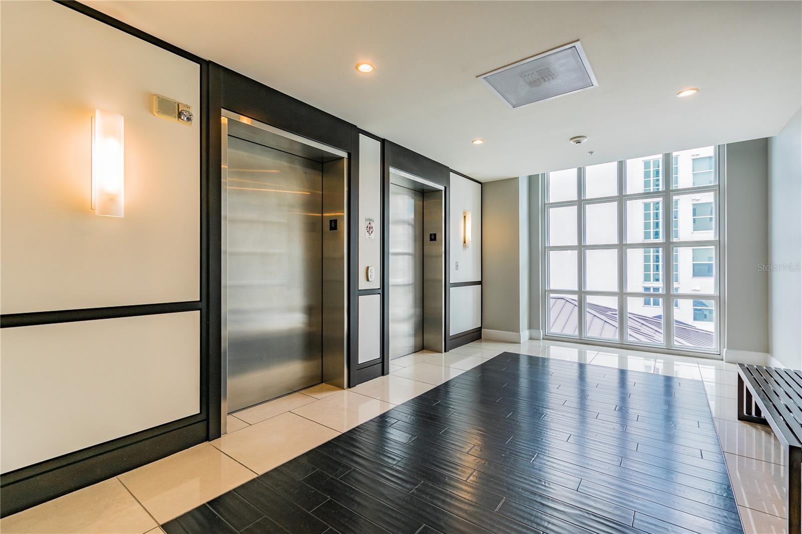 VENTANA A CONDO - Residential