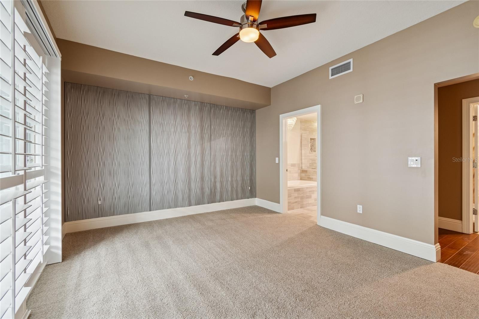 VENTANA A CONDO - Residential