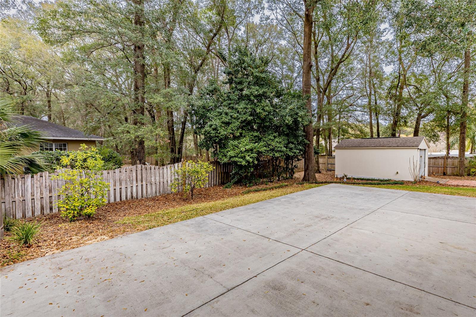 DALTON WOODS - Residential