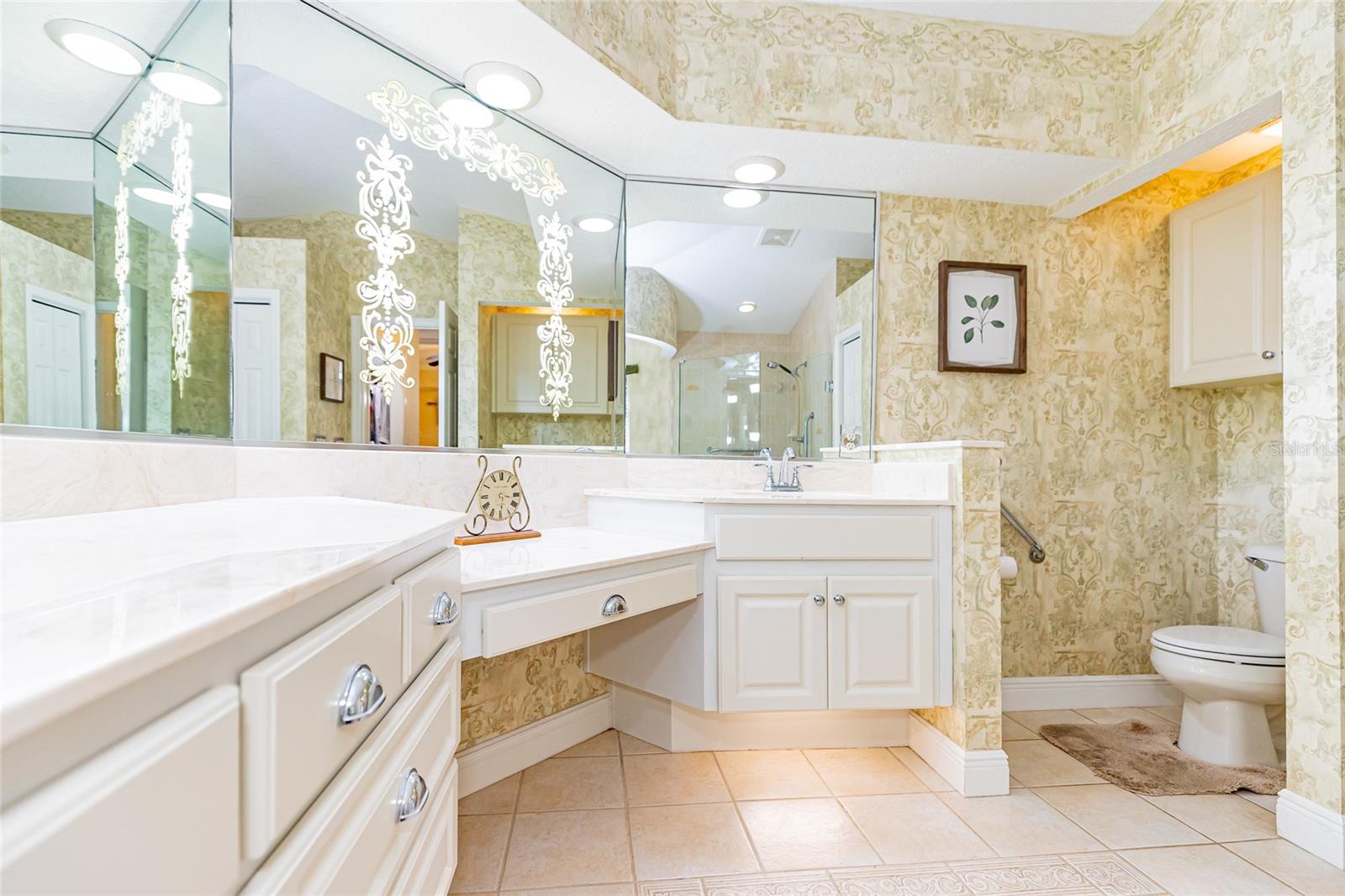 DALTON WOODS - Residential