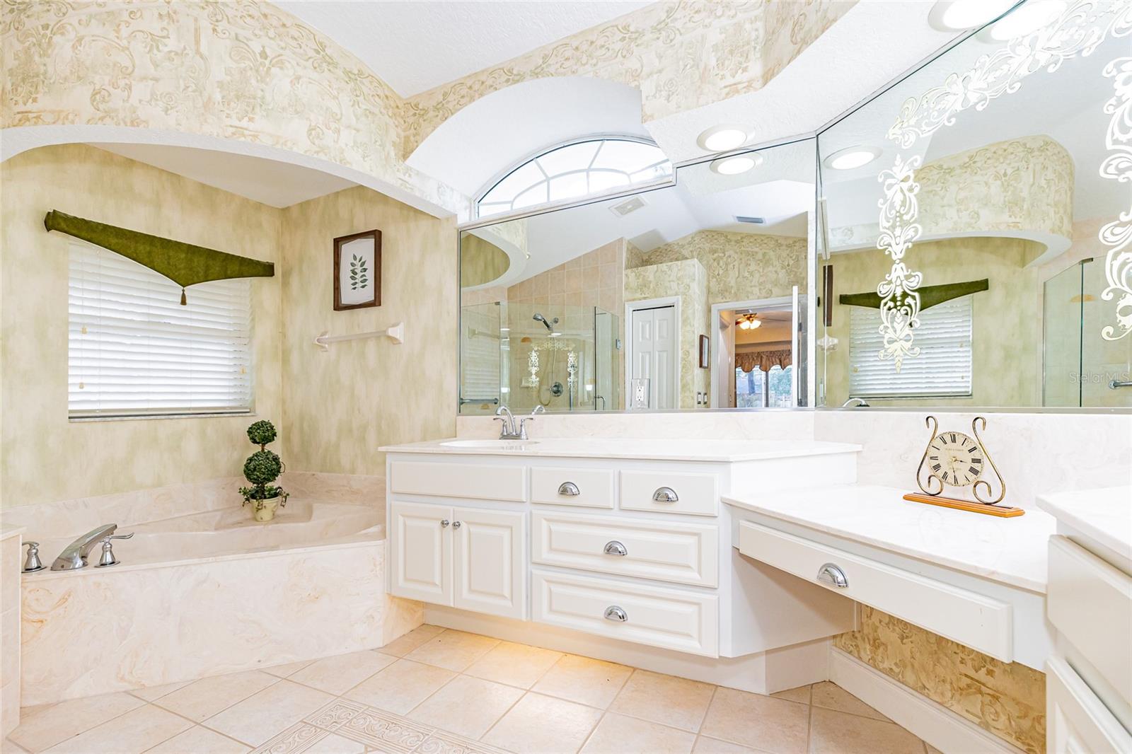 DALTON WOODS - Residential