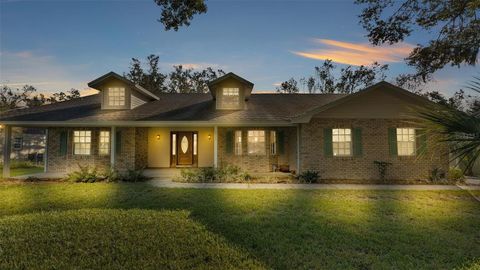 A home in LAKELAND