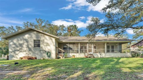 A home in LAKELAND