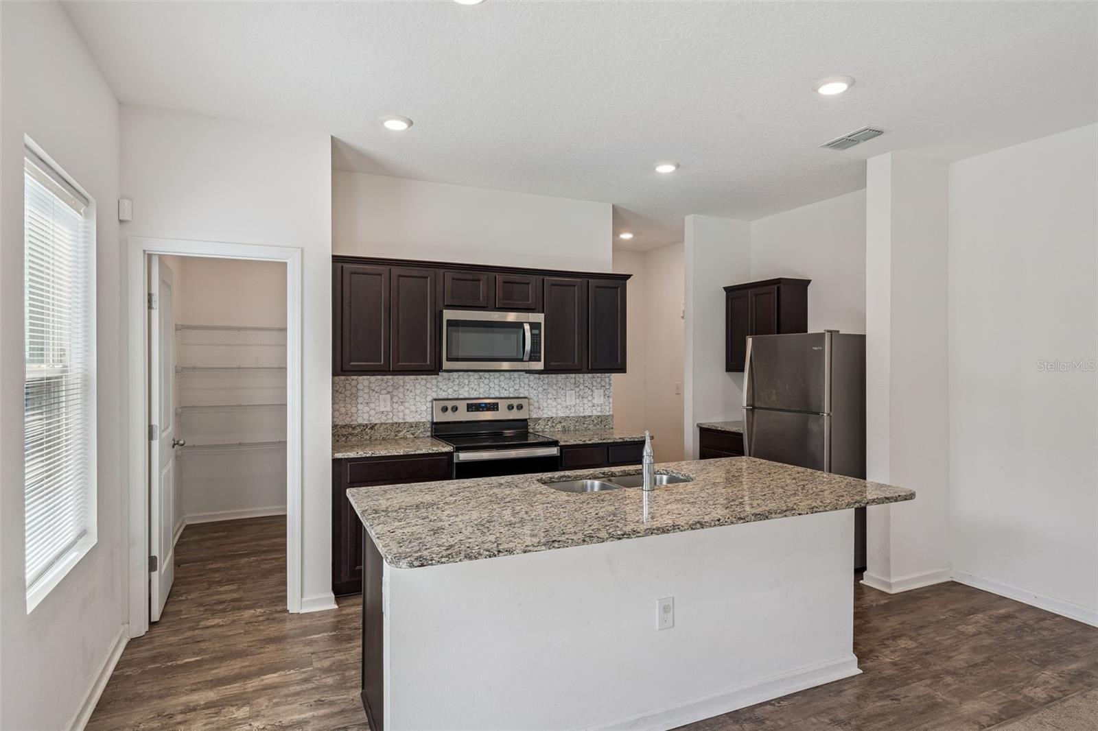 CHERRY LAKE LANDING REP SUB - Residential Lease