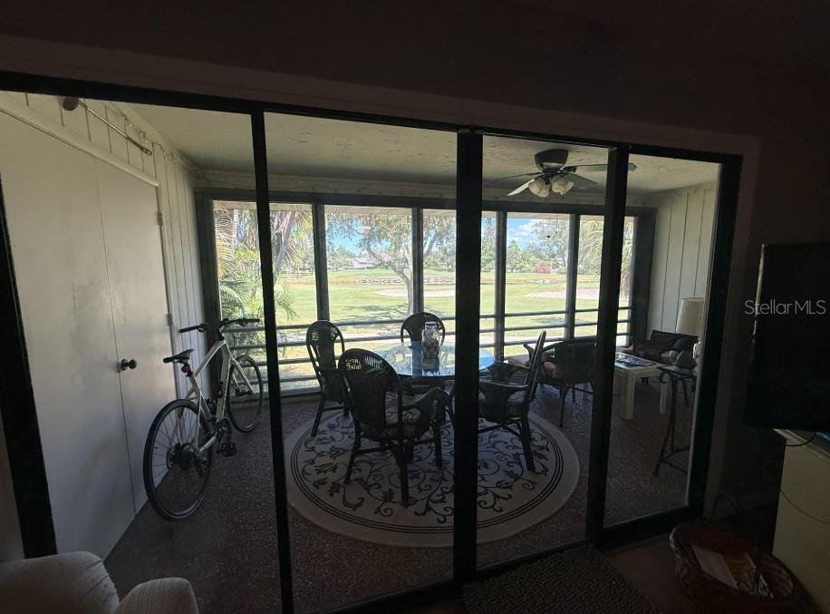 VALENCIA GARDEN - Residential Lease