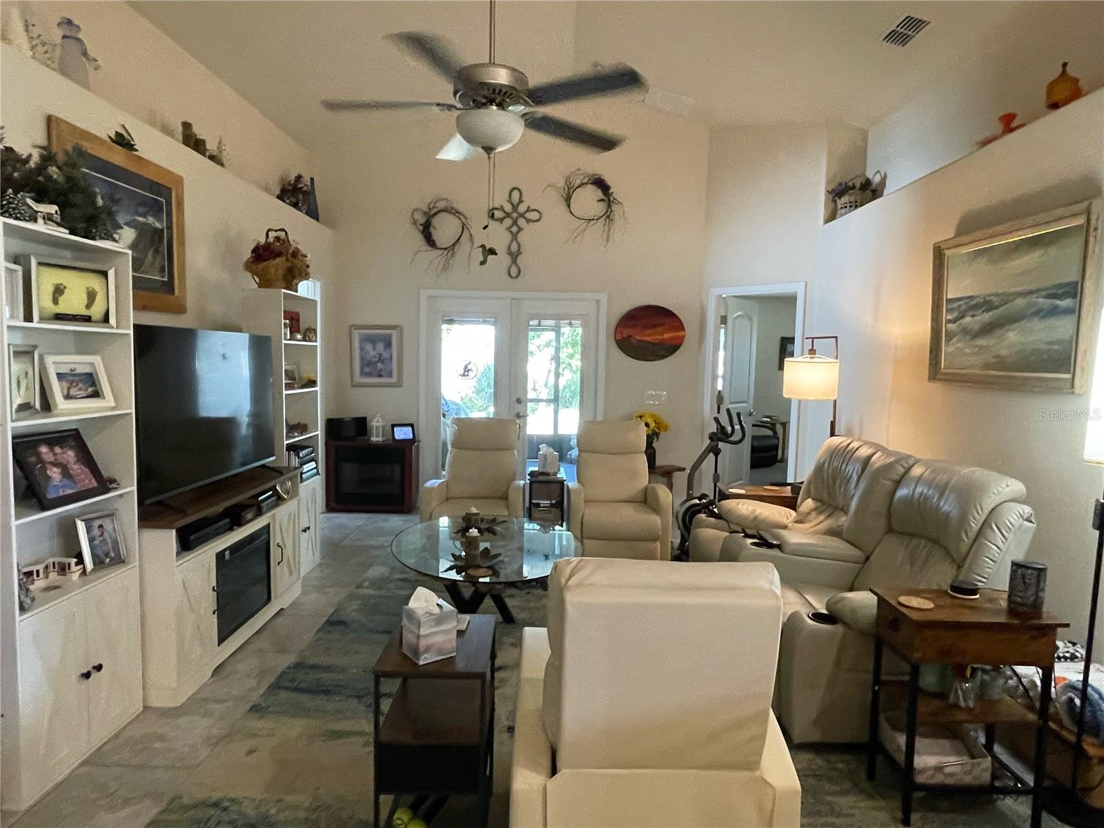 NORTHRIDGE ESTATES - Residential
