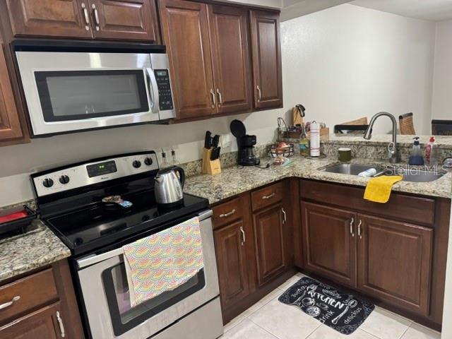 VILLAS OF PINELLAS FARMS CONDO - Residential