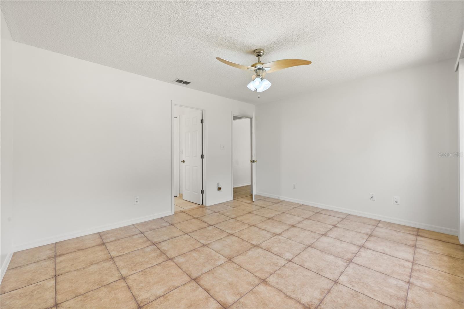 LAKE CRESCENT PINES SUB - Residential