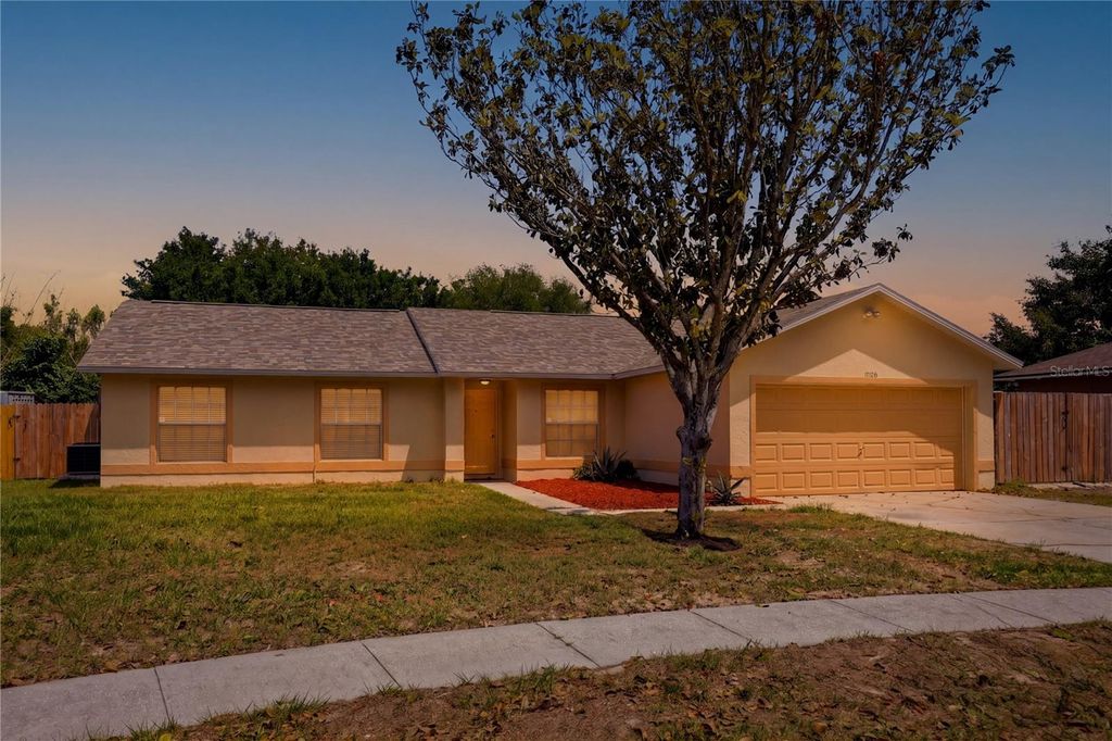 Photo of 11508 Almo Court, Clermont, FL 34711 (MLS # G5111371)