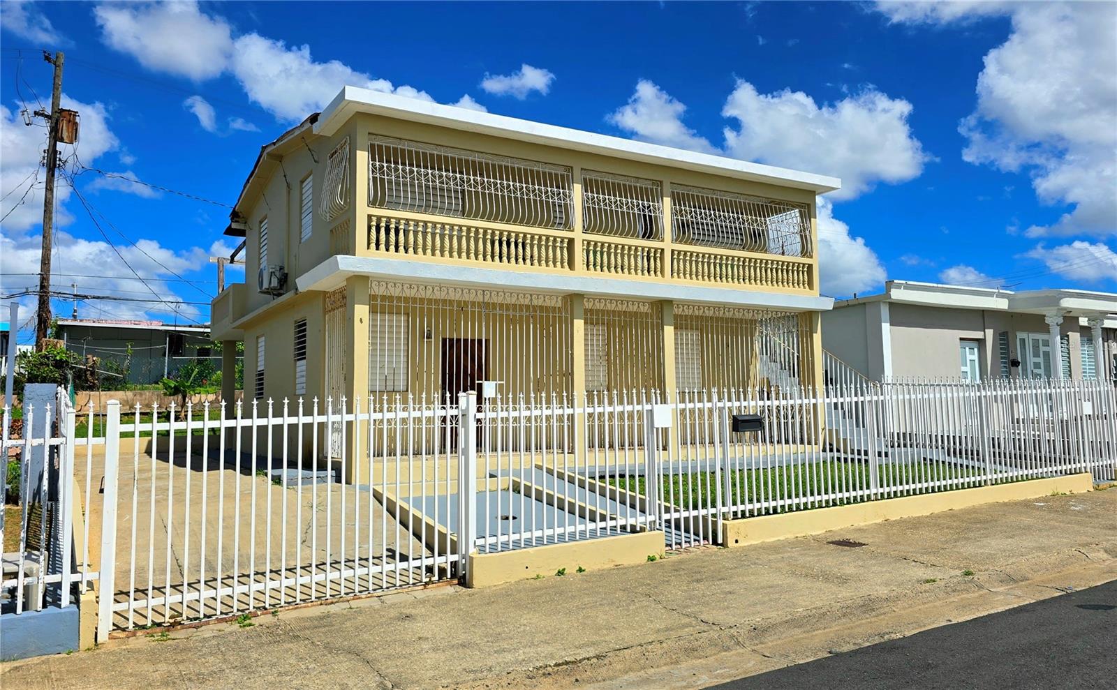 3 St. MAGNOLIA GARDENS 5-B