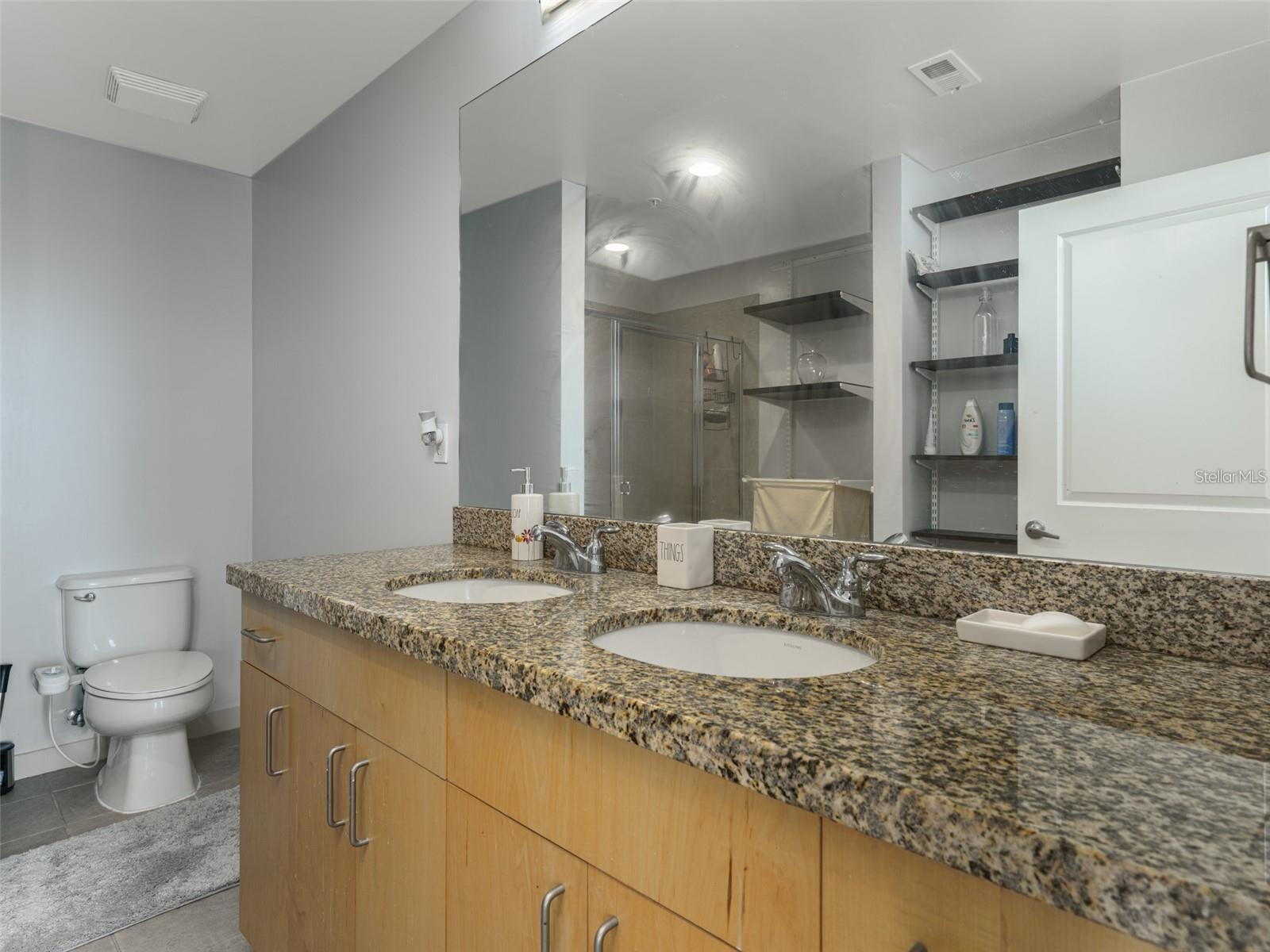 SOLAIRE/PLAZA CONDO - Residential