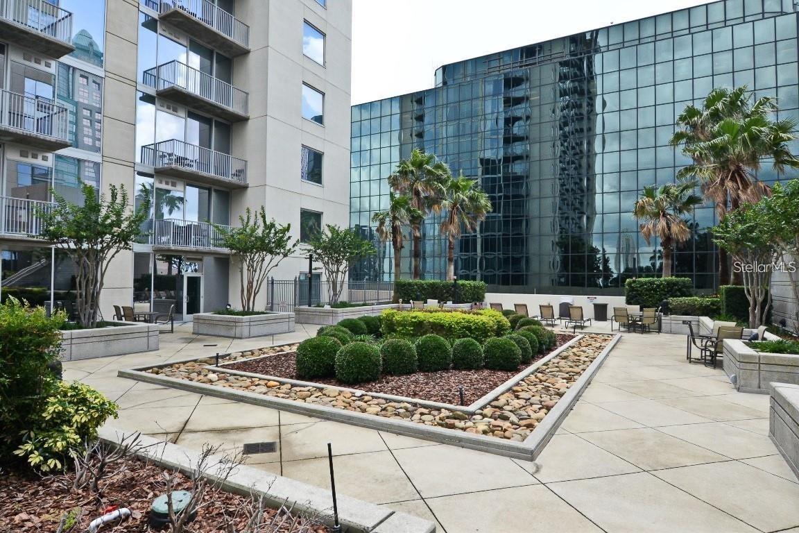 SOLAIRE/PLAZA CONDO - Residential