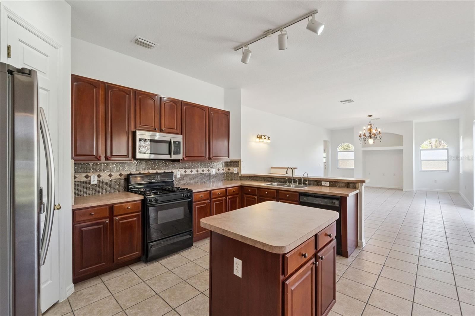 BAY LAKE RANCH UNIT 3 - Residential