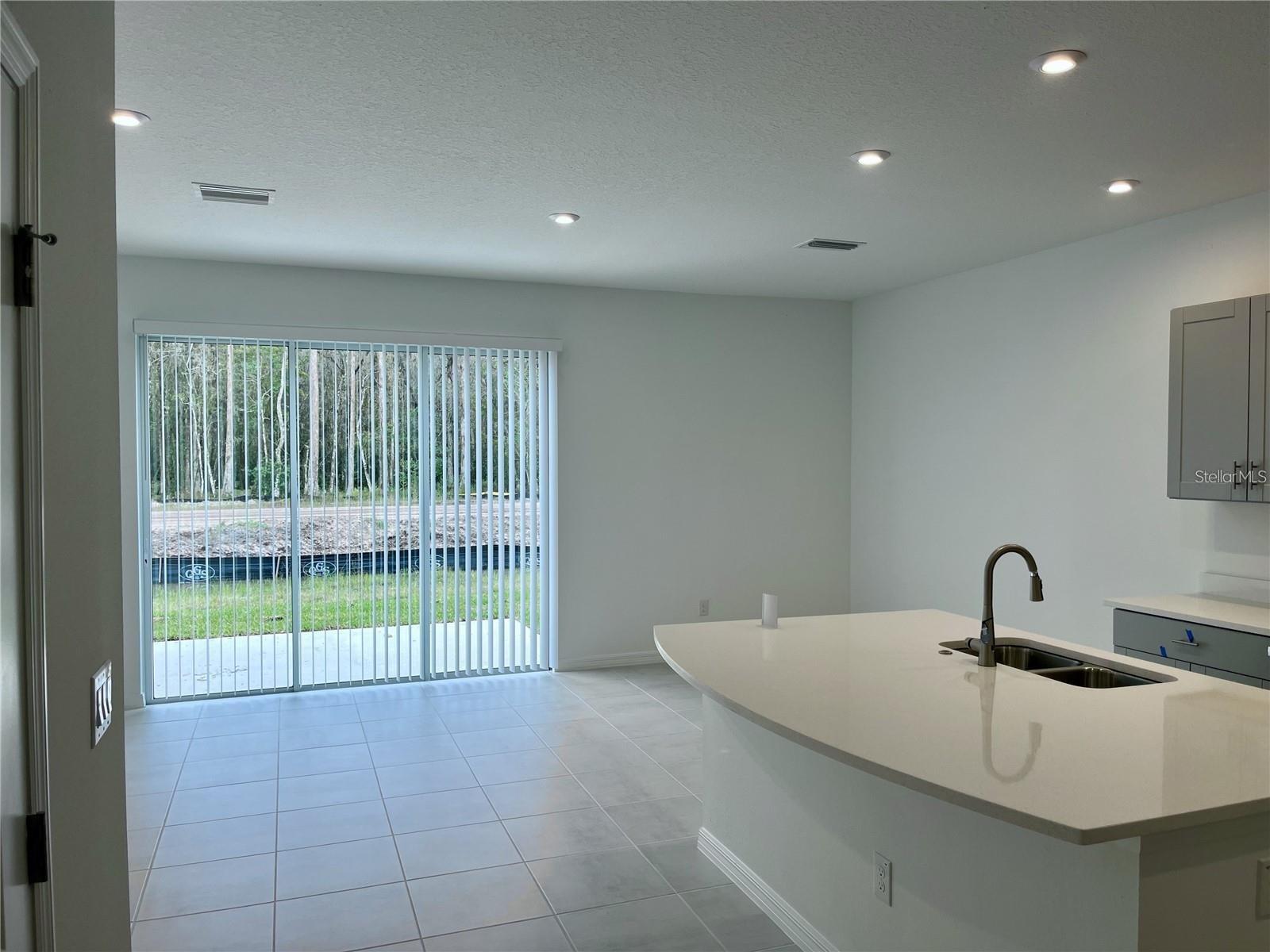 RIVER LNDG PH 1A3-1A6 - Residential Lease