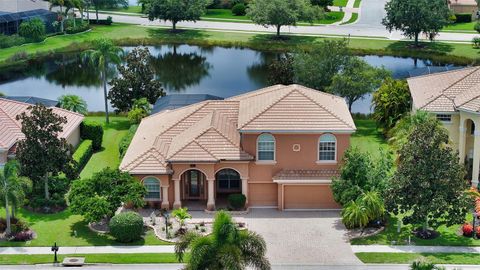 A home in SARASOTA