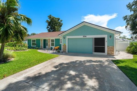 Photo of 1114 Sherbourne Way, Ormond Beach, FL 32174 (MLS # V4945419)
