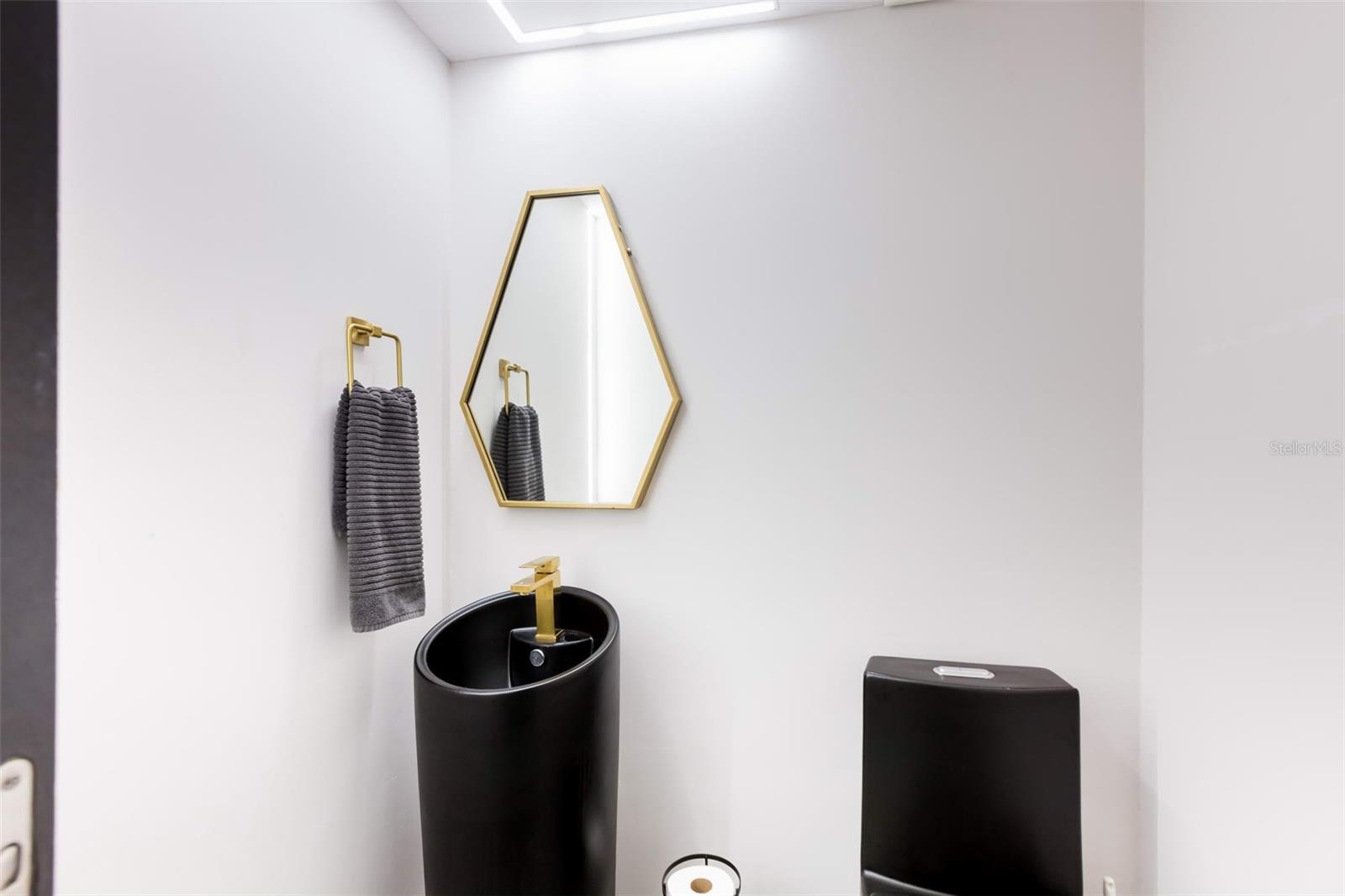 CONDADO LAGOON VILLAS - Residential