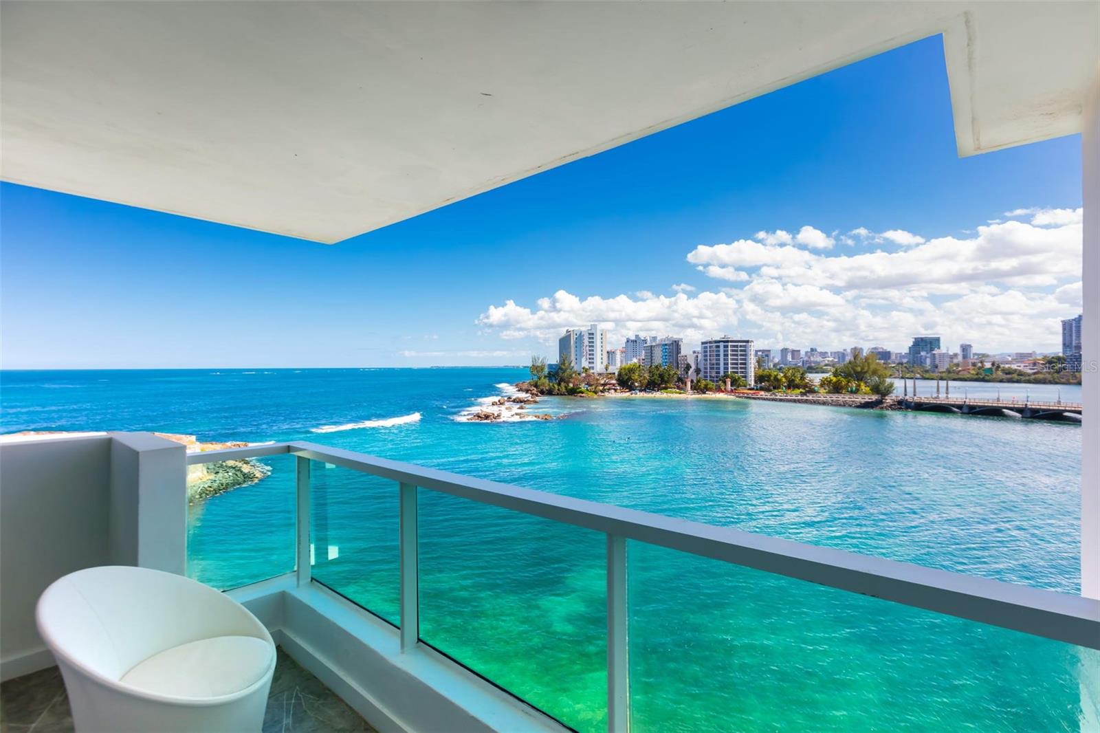 CONDADO LAGOON VILLAS - Residential
