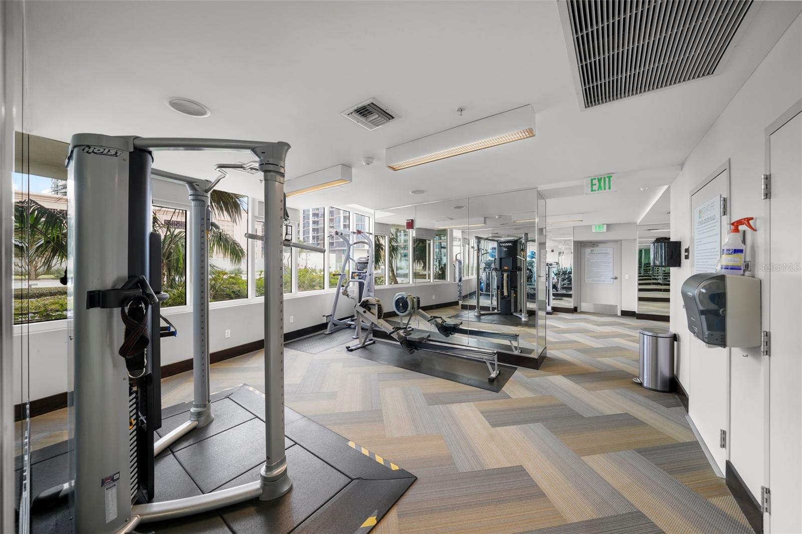 SIGNATURE PLACE CONDO - Residential