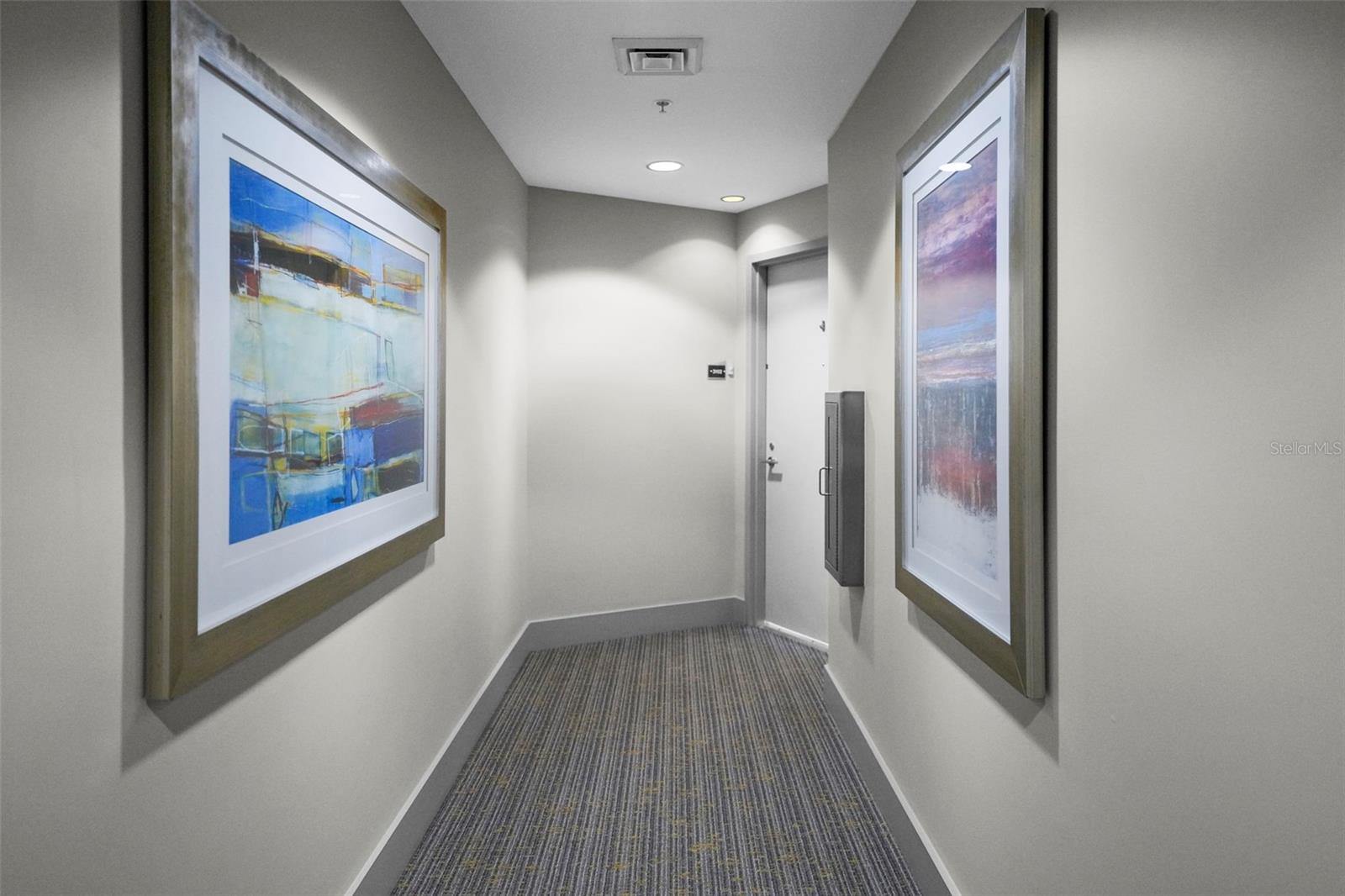 SIGNATURE PLACE CONDO - Residential