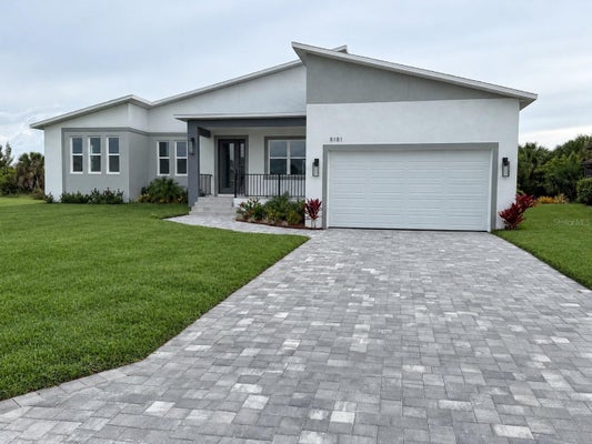 8181 TECUMSEH CIR, PORT CHARLOTTE, FL 33981 - Image e95193ecb8ef72652c0da1a8b59ecd8d/2261304390