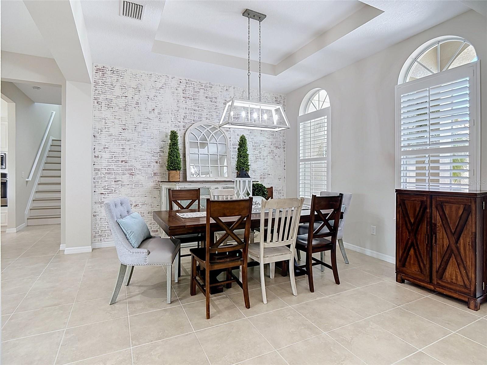 17014 E 2ND AVENUE, BRADENTON, FL, 34212 3 17014 E 2ND AVENUE
