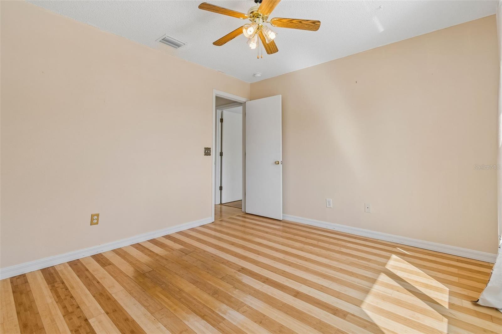 SUMMERFIELD VILLAGE 1 TR 28 - Residential