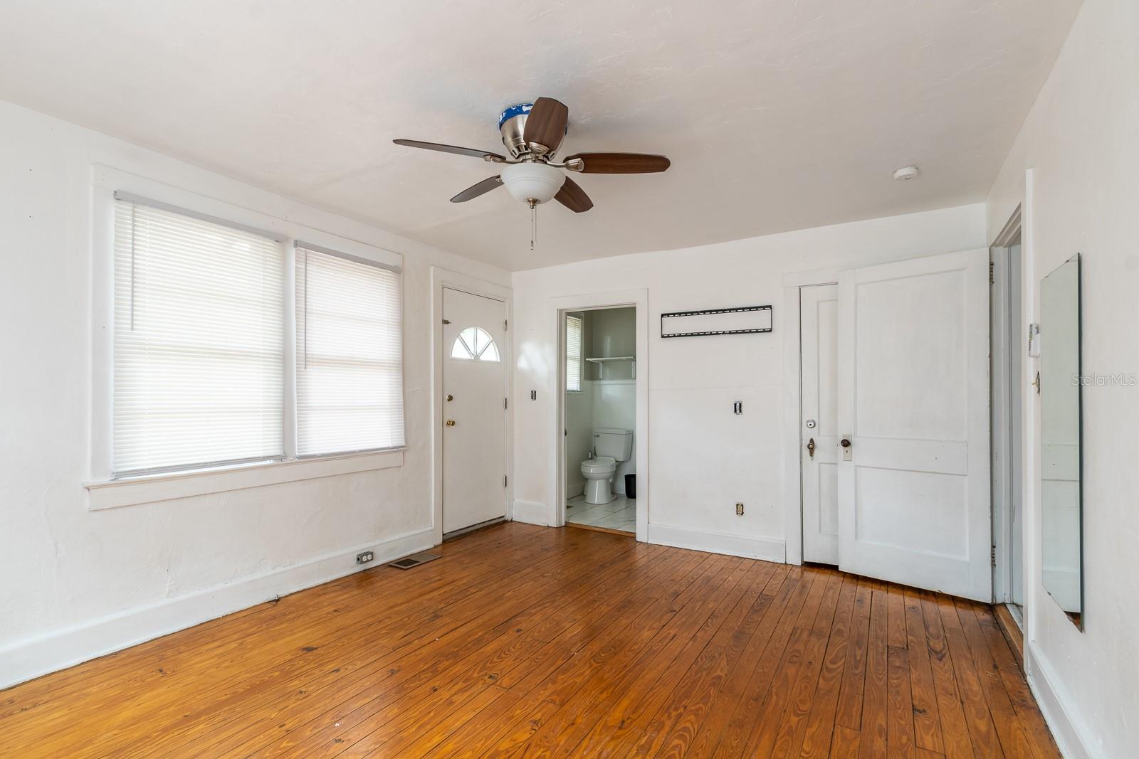 2523 NW 6TH STREET