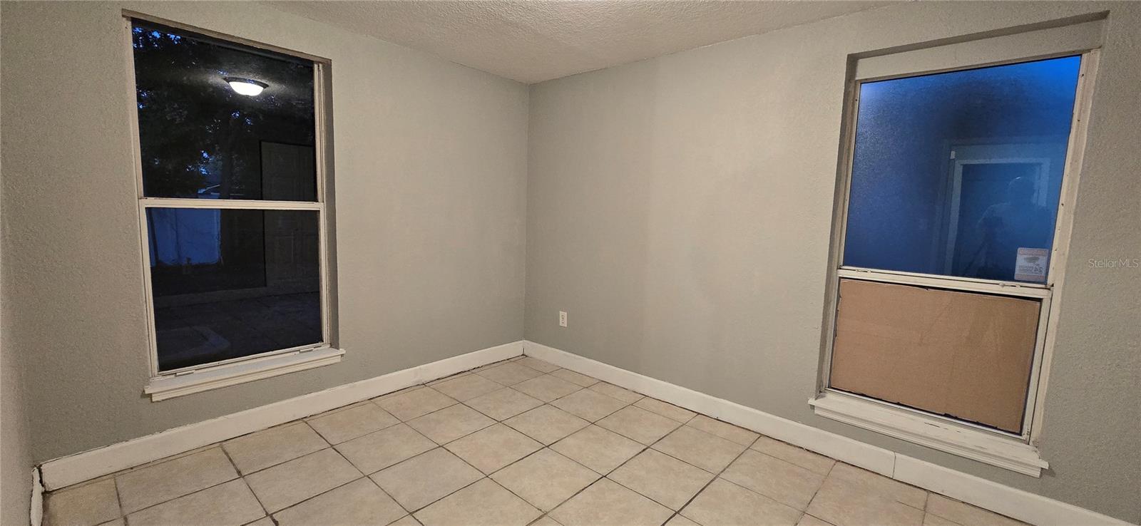 OAKHILL PARK - Residential