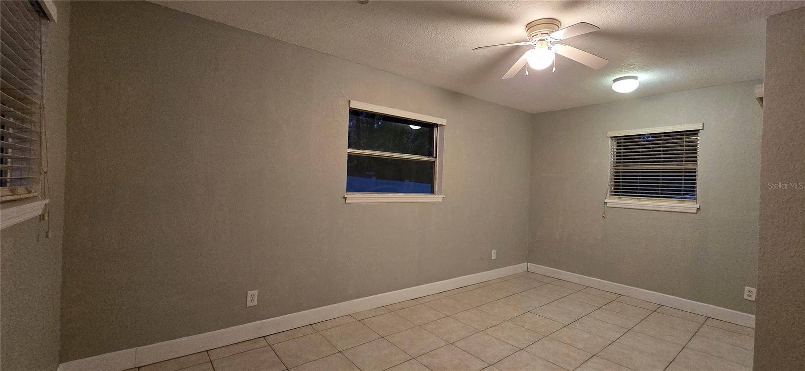 OAKHILL PARK - Residential