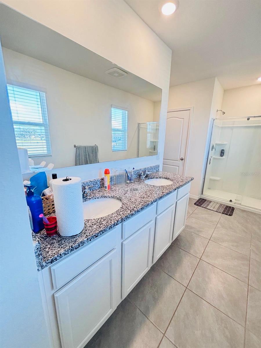 BUENA LAGO PH 1 & 2 - Residential Lease