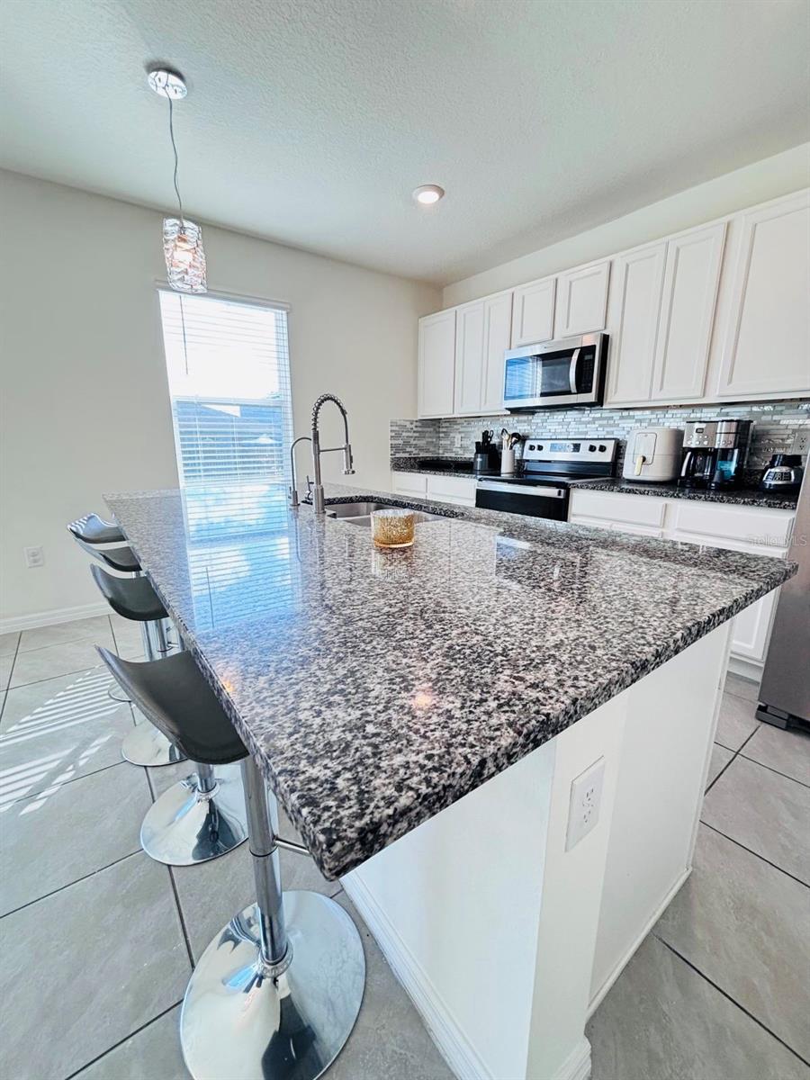 BUENA LAGO PH 1 & 2 - Residential Lease